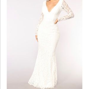 Rendezvous Lace Dress